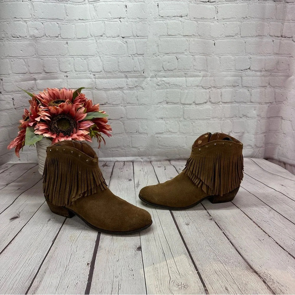 minnetonka brown leather fringe booties sz 7 western boho ankle boots - Picture 1 of 9